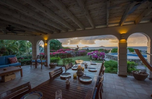Purcell Villa | An Elegant Private Residence for Rent on Beautiful Mahoe Bay.