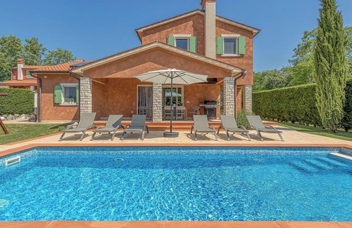 Sumber Cabin | An extremely charming and unique designed villa with pool near Rabac