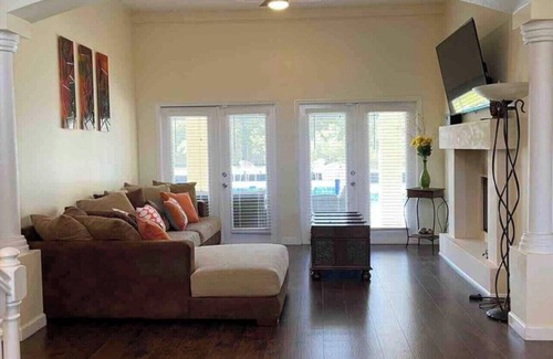 Kissimmee House | An Oasis of 4 bedrooms 4 baths with private pool