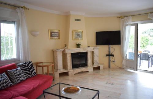 Molinell Ski Chalet | Anacasa Oliva Nova MET CH1100