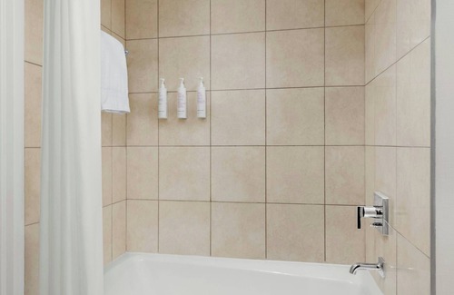 Anaheim Resort Hotel | Anaheim Marriott Suites