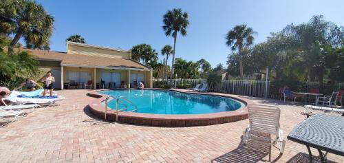 Gulf Gate Estates Apartment | Anchor house 1 Bath/Bed condo, less than 10 min from Siesta Beach