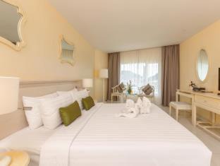 Patong Hotel | Andaman Embrace Patong, Phuket