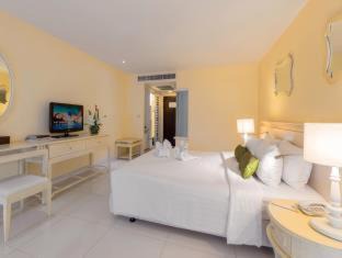 Patong Hotel | Andaman Embrace Patong, Phuket