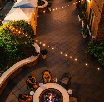 Historic District - North Hotel | Andaz Savannah, By Hyatt