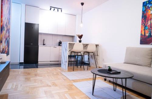 Vozdovac Apartment | Andrej Lux