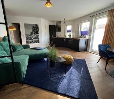 Outer Neustadt Apartment | ANER 5 elegantes Neustadt Apartment Abby