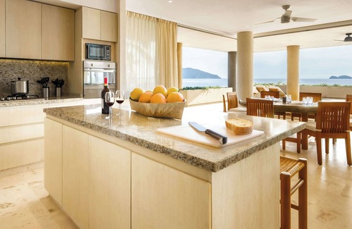 Barra de Potosi Apartment | Anera: Seaside Luxury Retreat with Ocean Views