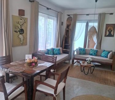 Dongwe House | Anna's House with pool