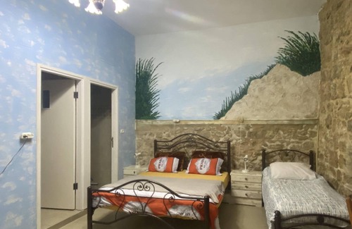Old City House | Antique Guest House