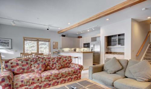 Four O'Clock House | Antlers B23 by Ski Country Resorts