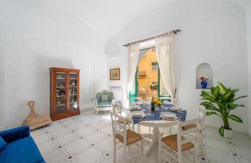 Sant'Agnello House | AntonelloApartments - La casa del pozzo deluxe