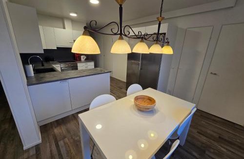 Rauma Apartment | Anttoninvahe 5 - upea talo Raumalla