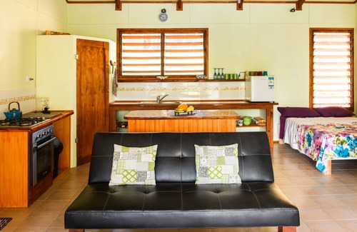 Aore Island House | Aore Eco Retreat is an open planned self contained holiday unit