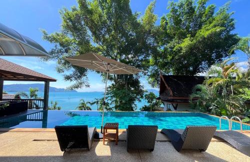 Wichit Villa | Aoyon Beach, a 5-bedroom Thai-style villa with stunning sea views, 50 meters direct beach access, free maid,