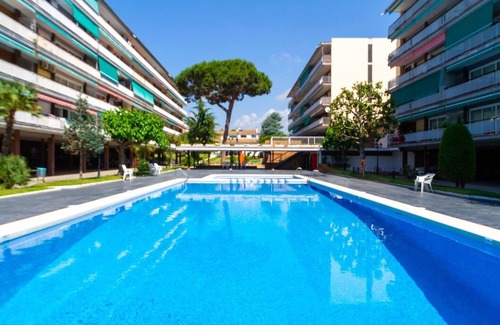 Sant Andreu de Llavaneres Apartment | Apartment LLavaneras 30' Barcelona with swimming pool, beachfront and train