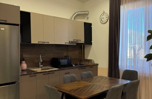 Aparan Apartment | Aparan Guest House