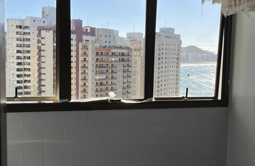 Tombo Apartment | Apartamento com Vista mar de Todos Aposento. Espaçoso e Elegante