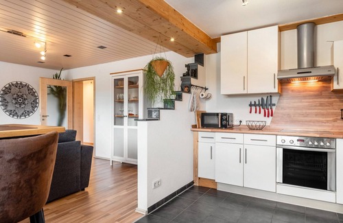 Bubenbach Apartment | Apartment 'Rudemsmännchen' with Terrace and Garden