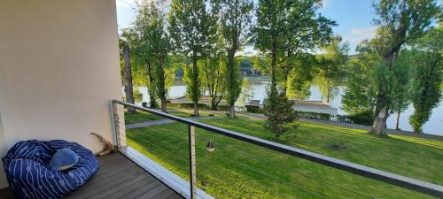 Grodek Nad Dunajcem Apartment | Apartament Lazurowy 53 z tarasem i SPA