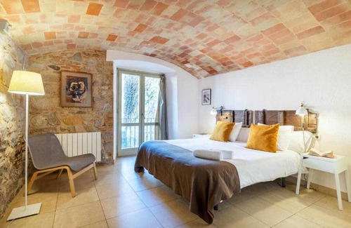 Barri Vell Apartment | Apartamento Baños Arabes con jardín