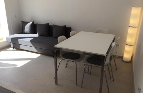 L'Estartit Apartment | Apartamento céntrico con 2 habitaciones y Wi-Fi