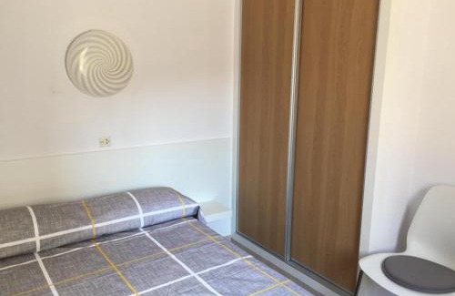 L'Estartit Apartment | Apartamento céntrico con 2 habitaciones y Wi-Fi