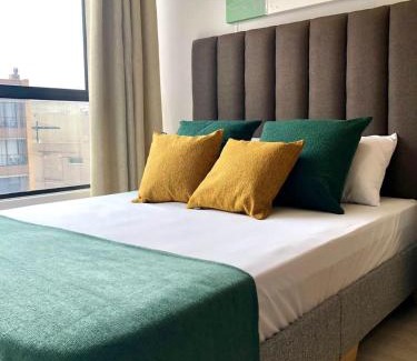 Chapinero Apartment | Apartamento con piscina climatizada, excelente ubicación, luz natural, acogedor y con estilo