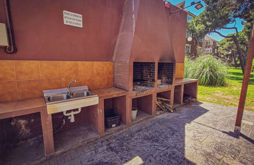 Gava Apartment | Apartamento de playa en Gava Mar con piscina