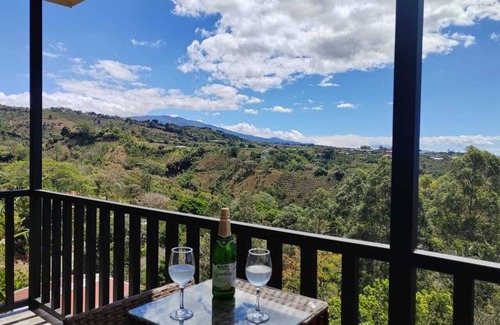 Poas Volcano National Park Apartment | Apartamento en las Montañas del Volcán Poas, con Magnífica Vista