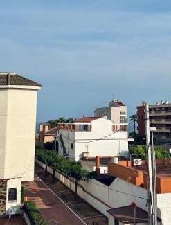 Vilafortuny Apartment | Apartamento en salou a 20m Playa! REFORMADO NUEVO