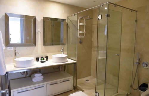 Marbella Apartment | Apartamento en YOO Vista al mar en Avenida Balboa