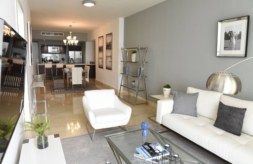 Marbella Apartment | Apartamento en YOO Vista al mar en Avenida Balboa