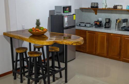 Parrita Apartment | Apartamento Lantanas