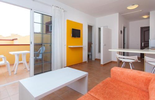 Corralejo Apartment | Apartamentos Maxorata Beach