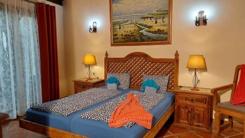 El Guincho Apartment | Apartamentos Monasterio de San Antonio - Rustikales Apartment mit kleiner Innenhofterrasse