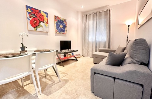 Bormujos Apartment | Apartflat® Piscina, Parking, Wifi y Mucho Mas!