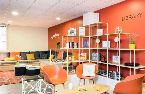 Asnieres-sur-Seine Apartment | Aparthotel Adagio access Paris Asnières* - 2 Room Apartment for 4 People