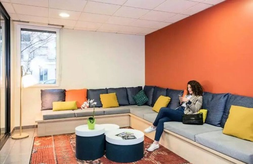 Asnieres-sur-Seine Apartment | Aparthotel Adagio access Paris Asnières* - 2 Room Apartment for 4 People