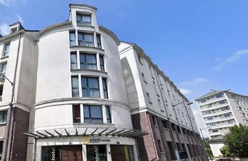 Dinan - Saint-Malo Apartment | Aparthotel Adagio Access Rennes Center - Studio 2 People