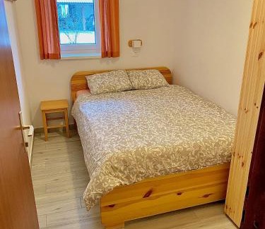 Cezsoca Apartment | Apartma EMI