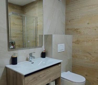 Sanski-Most Apartment | Apartman devet rijeka