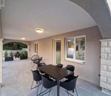 Cove Tri Zala (Zrnovo) Apartment | Apartman KORČULA