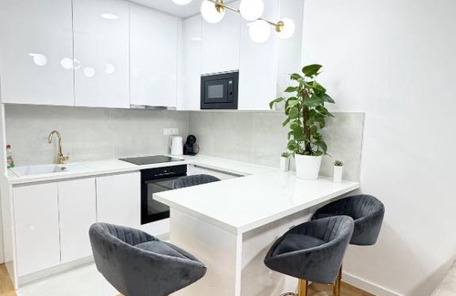 Zagreb Apartment | Apartman Lilly - SelfCheckIn - Zagreb - Parking - Mirna Lokacija - Lođa