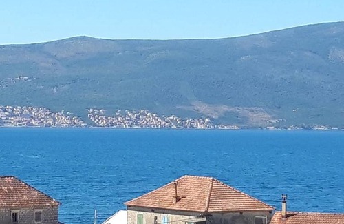 Tomicici Apartment | Apartman Mona