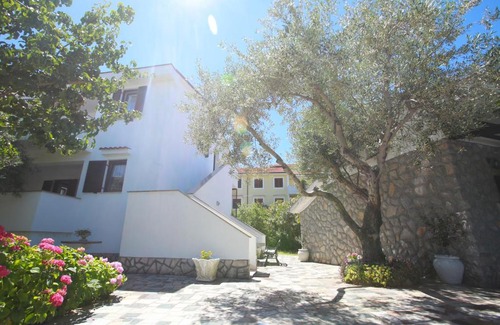 Porat Apartment | Apartmani Gaćina