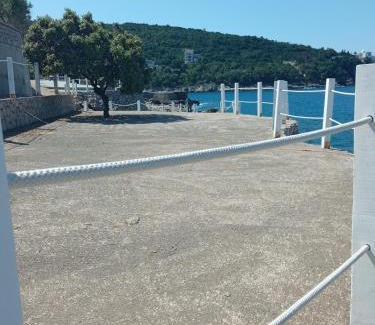 Utjeha Hladna Uvala Apartment | APARTMANI LUX SEA