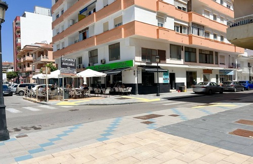 San Luis de Sabinillas Apartment | Apartment on the 1st line of the Sabinillas beach with sea views