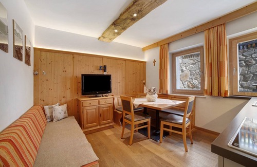 Ultimo Apartment | Apartment 'Oberhof Apt Ilmenspitz' with Mountain View, Shared Terrace and Wi-Fi