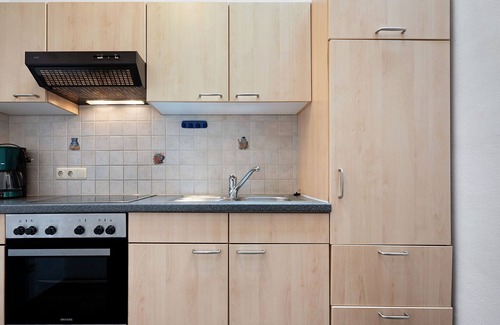 Sonnenbichl Apartment | Apartment 'Kramer' with Mountain View, Balcony and Wi-Fi